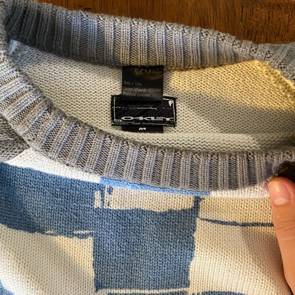 oakley vintage sweater - Picture 3 of 3